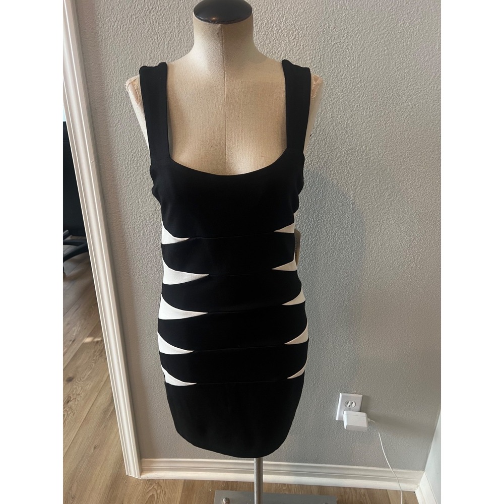 Forever 21 Women's Large Black Cream Bodycon Mini Dress Cutout Bandage Sleeveles